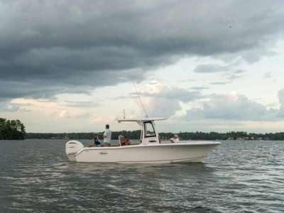 2023 Sea Hunt Ultra 255 SE