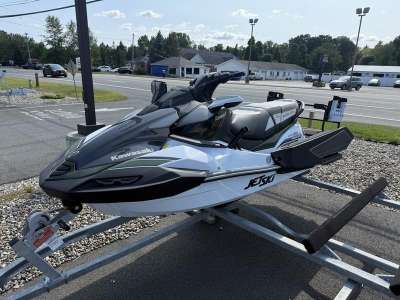 2025 Kawasaki Ultra 160LX-S Angler