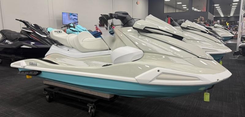 2025 Yamaha VX Cruiser HO with Audio