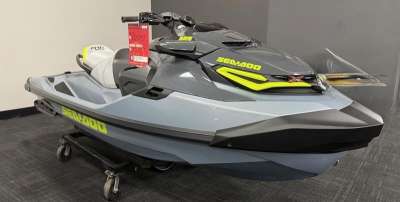 2025 Sea-Doo RXT-X 325 Ice Metal / Manta Green