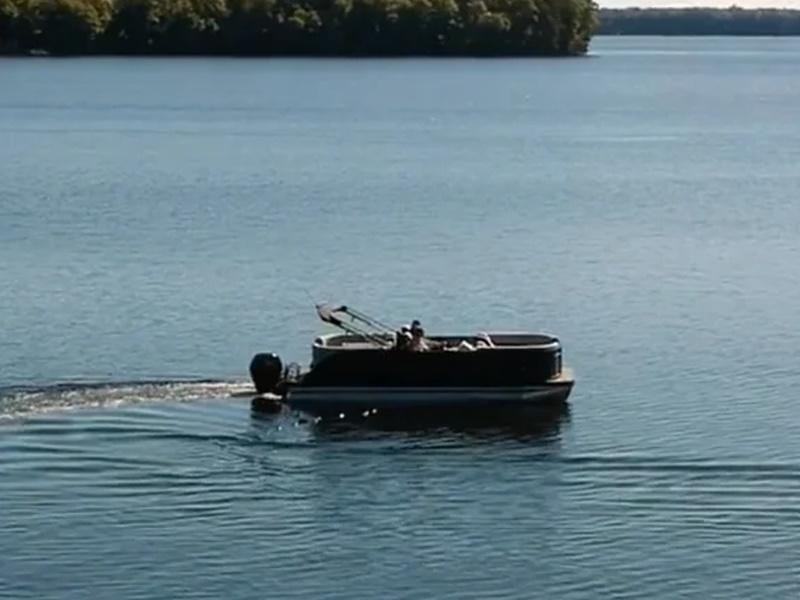 2024 Flagship Pontoons E20 RF