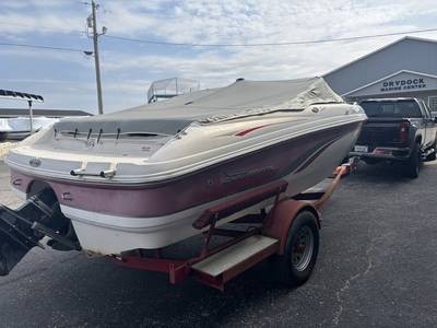 2006 Chaparral 236 Sunesta