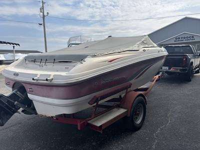 2006 Chaparral 236 Sunesta
