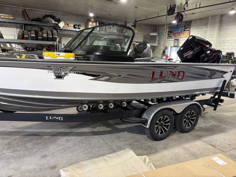 2025 Lund 2075 Pro-V Sport