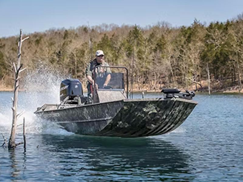2025 Crestliner 1860 Retriever CC