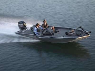2025 Crestliner XFC 179
