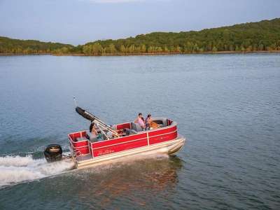 2026 Sun Tracker Party Barge 20 DLX