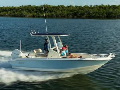 2026 Boston Whaler 220 Dauntless