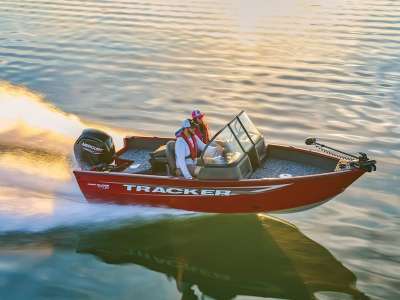 2026 Tracker Pro Guide V-16 WT