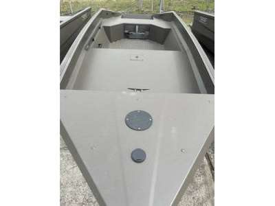 2026 Edge Duck Boats The sportsman 553