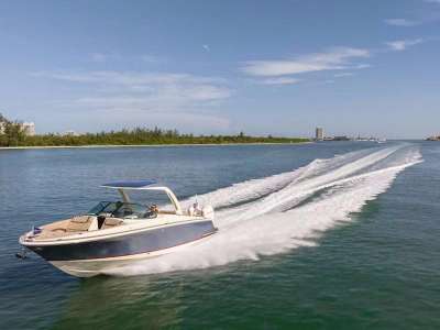 2026 Chris Craft Launch 31 GT Sterndrive